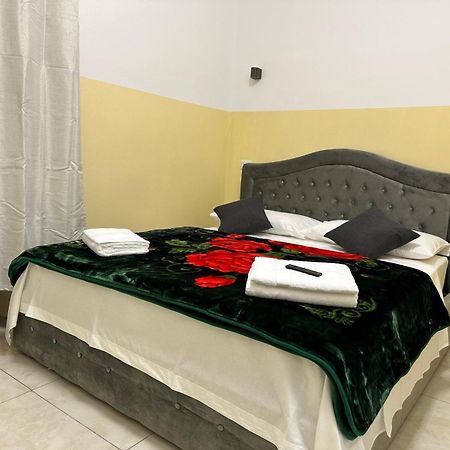 Bed and Breakfast Turati Termini Roma Exterior foto